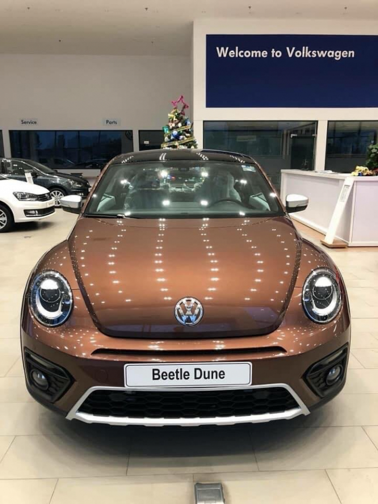XE BỌ HUYỀN THOẠI - Volkswagen Beetle Dune 2020 - Đẹp Độc Lạ - Phụ nữ đi sang trọng, thu hút mọi ánh nhìn - Đảm bảo khác biệt - Số lượng ít