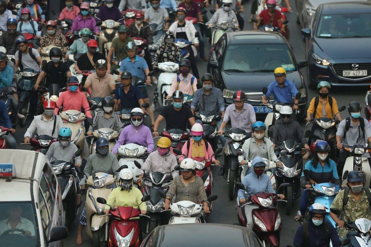Bộ Giao thông Vận tải vẫn đề xuất xe máy phải bật đèn nhận diện Bộ Giao thông Vận tải vẫn đề xuất xe máy phải bật đèn nhận diện