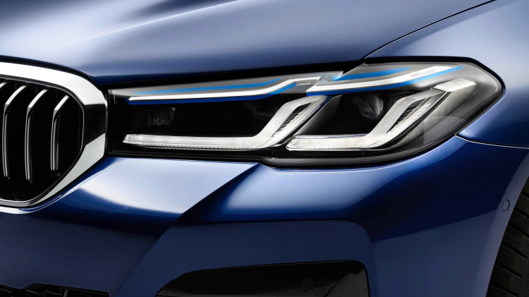 BMW 5 Series 2021 chính thức ra mắt: Tinh chỉnh thiết kế, tập trung công nghệ mild-hybrid BMW 5 Series 2021 chính thức ra mắt: Tinh chỉnh thiết kế, tập trung công nghệ mild-hybrid