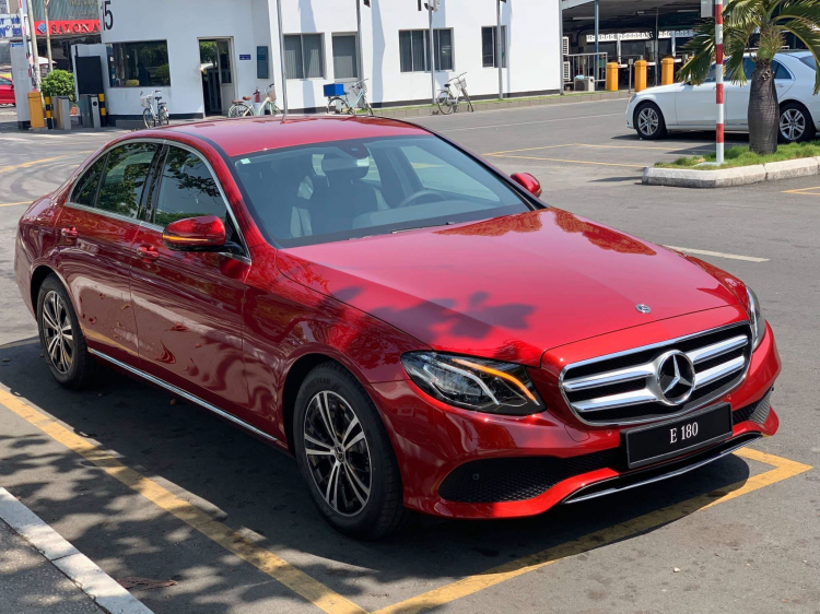 Mercedes-Benz C 180 và E 180 có thành công như mong đợi?