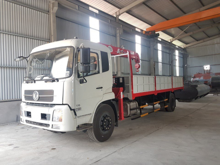 Mua xe tải Dongfeng gắn cẩu Unic 5 tấn ở đâu?
