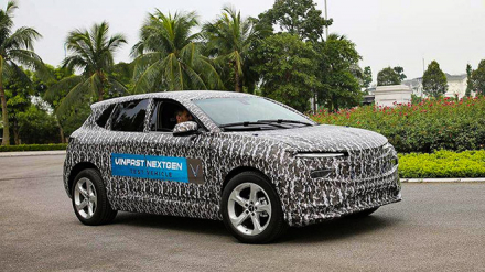 Bat-gap-xe-SUV-moi-cua-hang-VinFast-tai-Viet-Nam-55--4--1590657358-948-width660height371.jpg