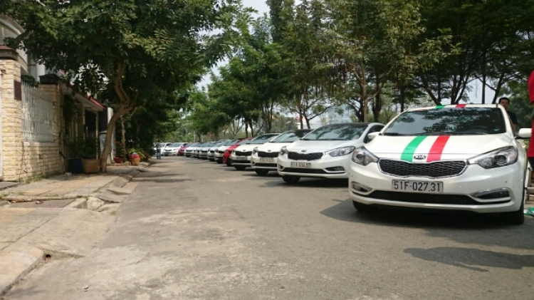 Rước dâu bằng CRV...coi được không ?? Rước dâu bằng CRV...coi được không ??