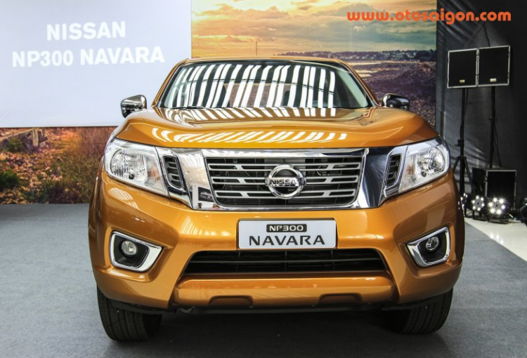 Nissan Navara 2015 ra mắt khách hàng phía Nam, giá từ 645 đến 835 triệu đồng