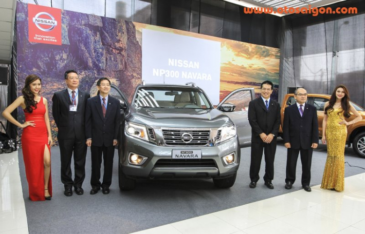 Nissan Navara 2015 ra mắt khách hàng phía Nam, giá từ 645 đến 835 triệu đồng