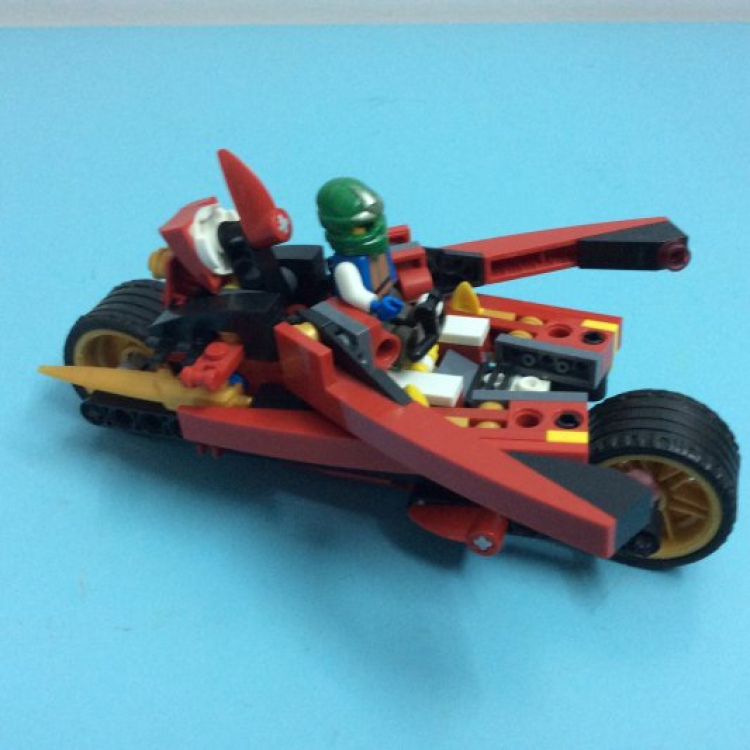 Góc chia sẽ trao đổi sở thích lắp ráp  LEGO cho F1