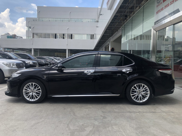 TOYOTA CAMRY 2.5 Q