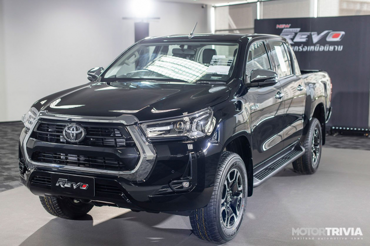 Ảnh thực tế các phiên bản Toyota Hilux 2021 tại Thái Lan