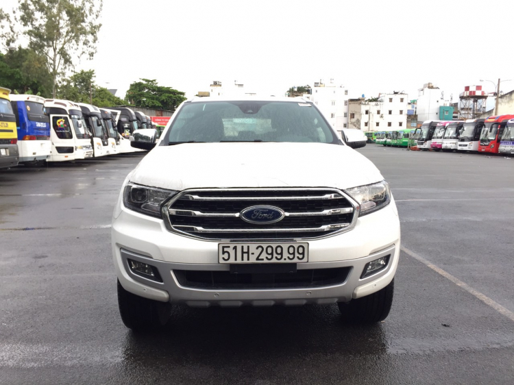 Định giá giúp em Ford Everest 2020 biển tứ quý 9, 29999