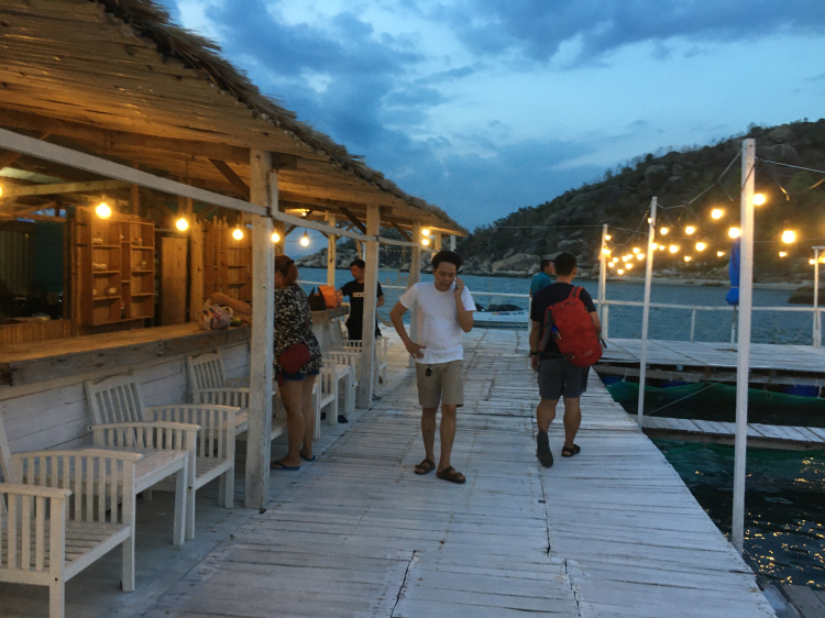 Villa Dao Hoa Vang, Bình Lập, Cam Lập, Cam Ranh có gì vui?