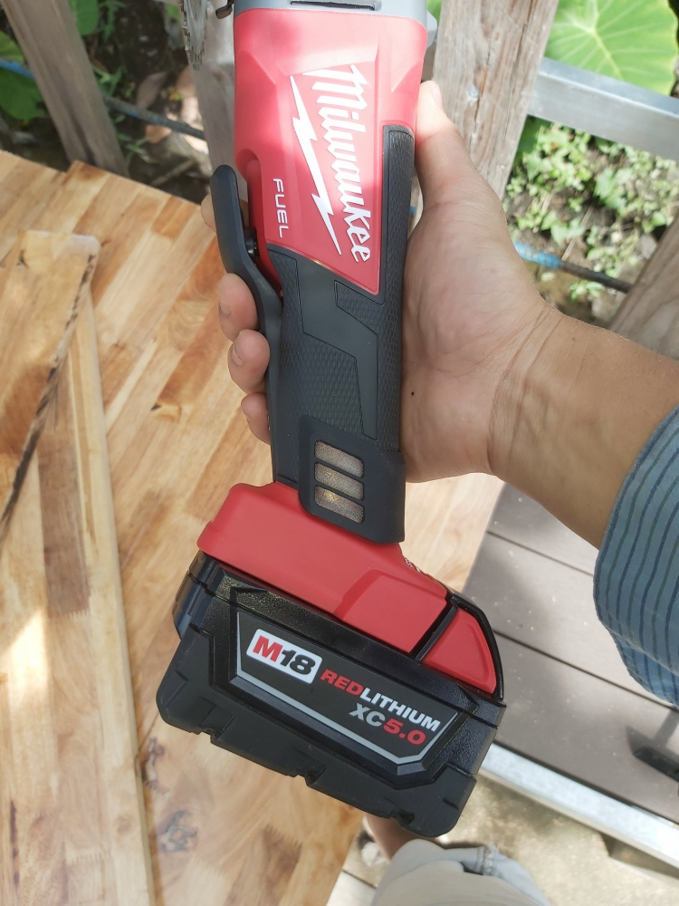 Máy phay cầm tay Makect mt362 cốt 12mm Máy phay cầm tay Makect mt362 cốt 12mm