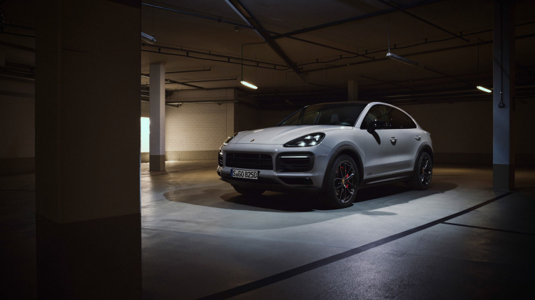 Porsche Cayenne GTS 2021 chính thức lộ diện, động cơ V8 tái xuất