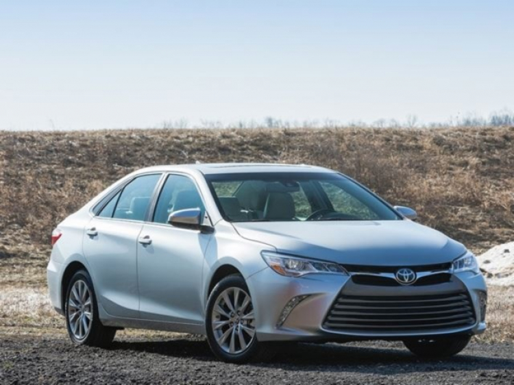 Toyota Camry 2015 ra mắt tại Thái Lan: động cơ mới, hộp số 6 cấp