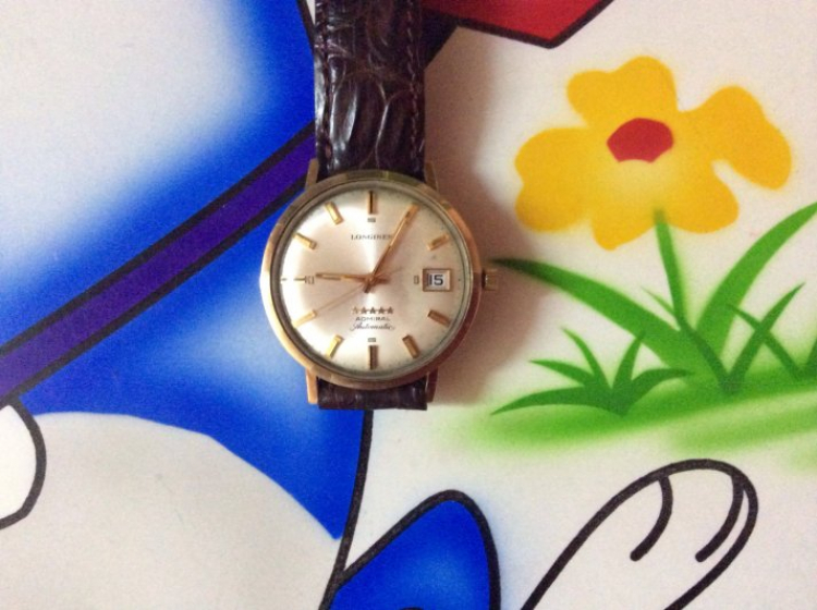 Xin tư vấn về đồng hồ Longines. Xin tư vấn về đồng hồ Longines.