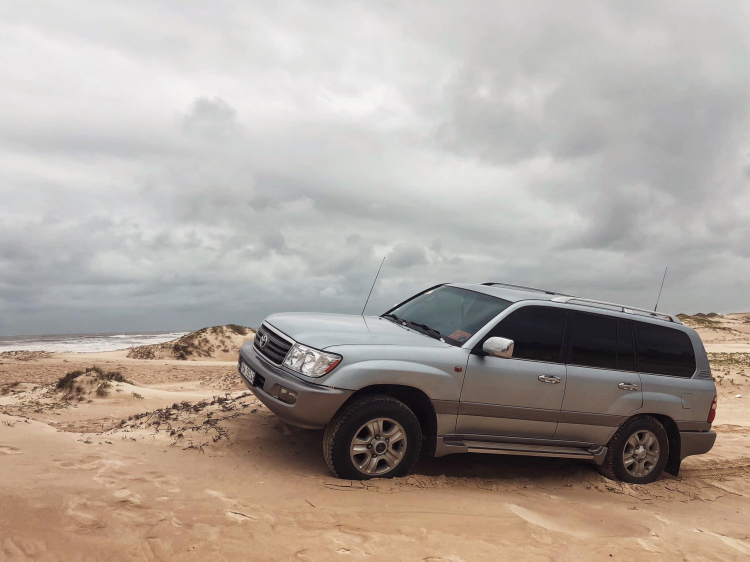 Cỗ máy uống xăng Land Cruiser của Toyota sau 15 năm còn lại gì? Cỗ máy uống xăng Land Cruiser của Toyota sau 15 năm còn lại gì?