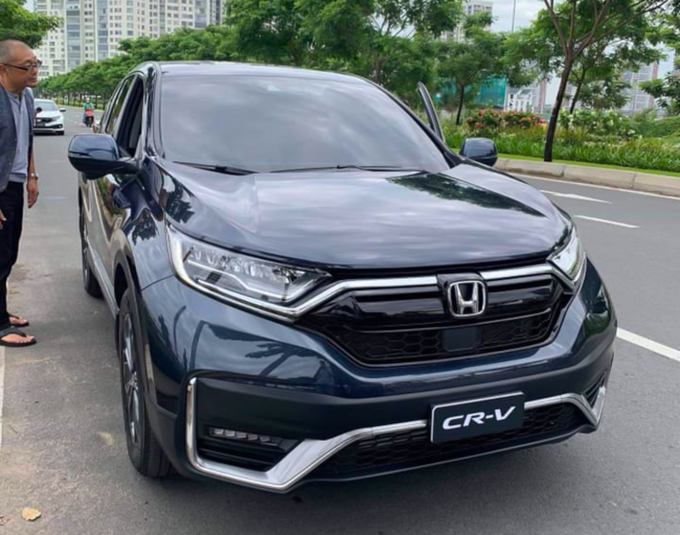Honda CR-V 2020 bắt ngờ lăn bánh trên đường phố tại Việt Nam trước ngày ra mắt