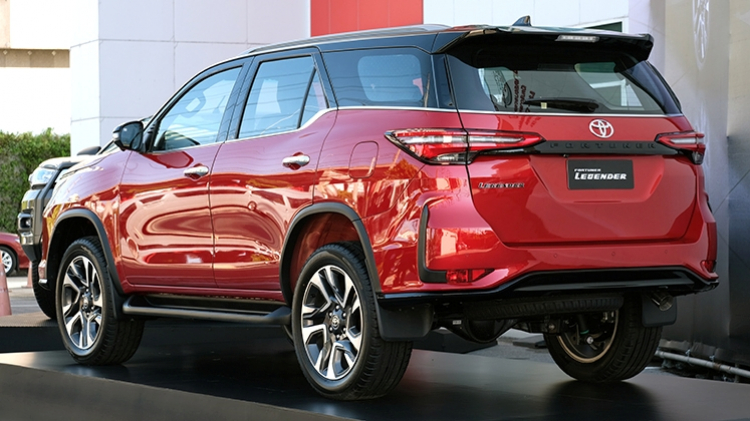 Oser tranh cãi về Toyota Fortuner 2021: Đẹp thì có đẹp nhưng chưa vừa lòng