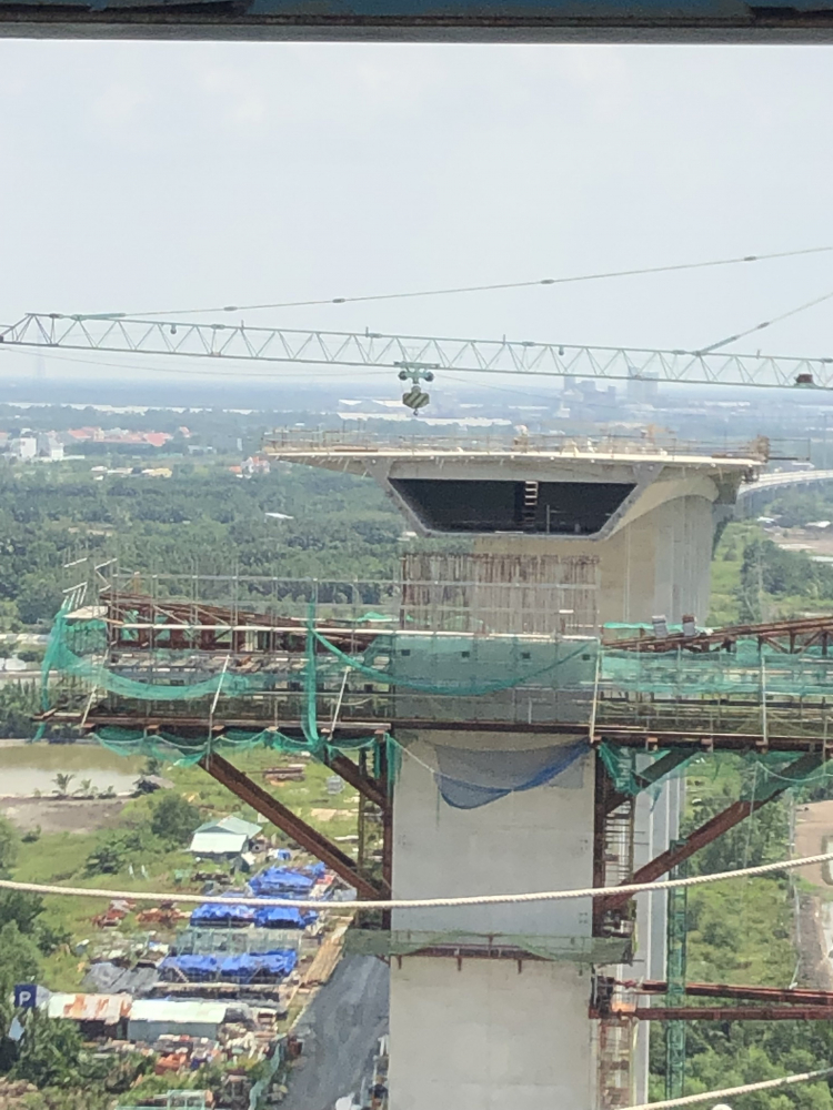 Thiết kế sai và Nứt hơn 100 trụ cầu đang xây Thiết kế sai và Nứt hơn 100 trụ cầu đang xây