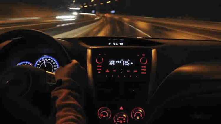 Kỹ thuật lái xe ban đêm