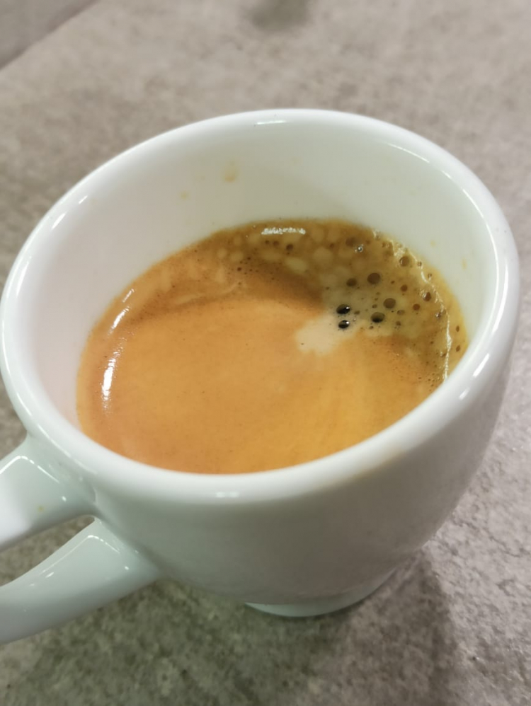 Máy pha cafe lạ quá!? Máy pha cafe lạ quá!?