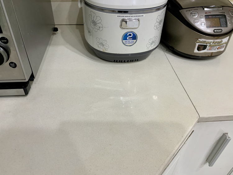 Nhờ tư vấn dùng đá hoa cương nhân tạo hay tự nhiên? Nhờ tư vấn dùng đá hoa cương nhân tạo hay tự nhiên?
