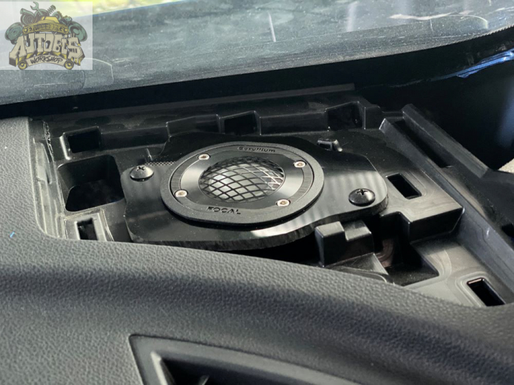 Độ âm thanh cho Subaru Forester với bộ loa Focal Utopia