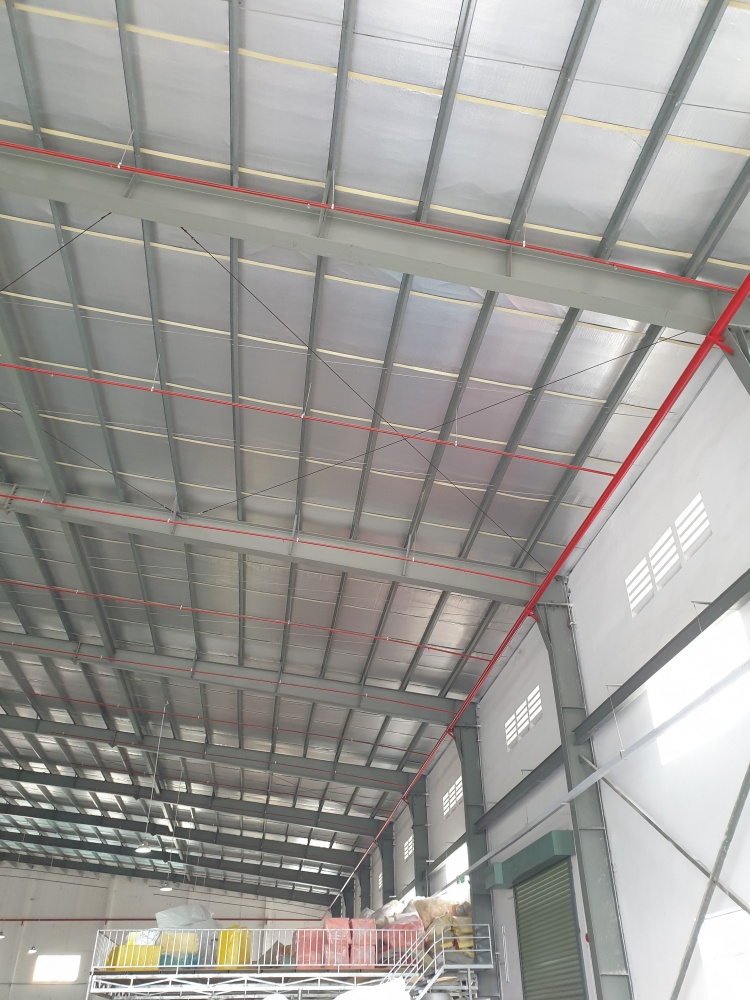 Sáng nay mình đi xuống công trường Sáng nay mình đi xuống công trường
