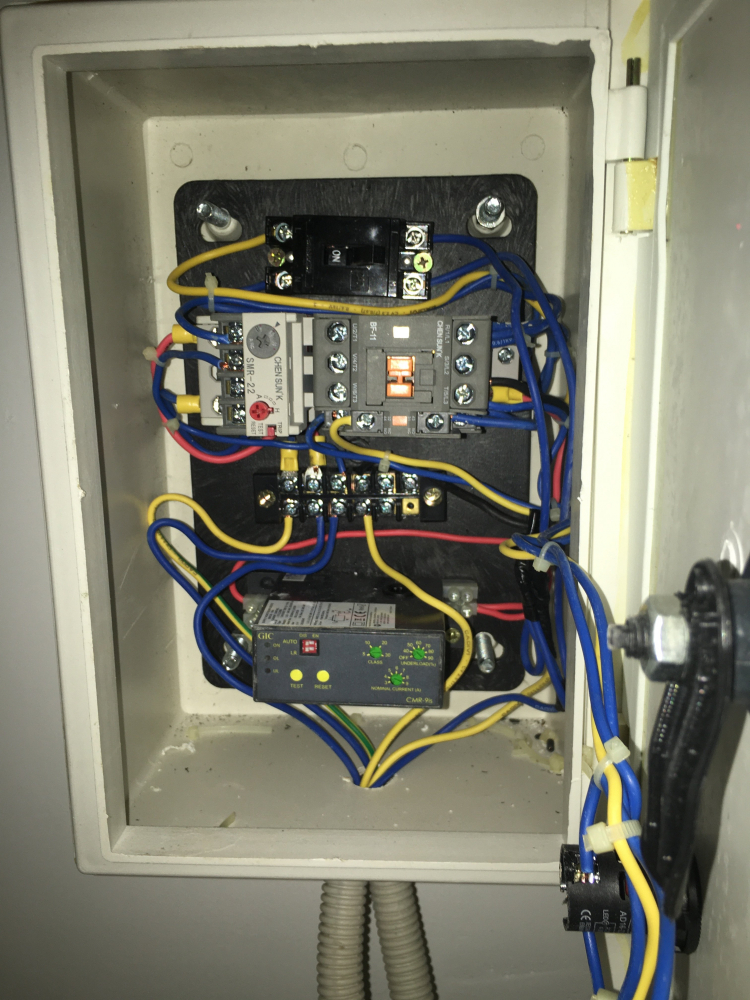 Van giảm áp có ngăn được nước tràn bồn sân thượng? Van giảm áp có ngăn được nước tràn bồn sân thượng?