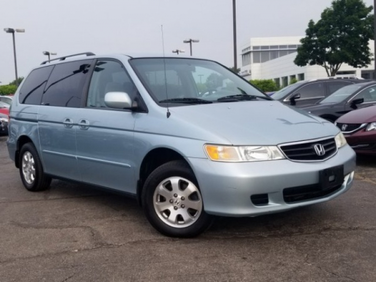 Em xin lời khuyên về Honda Odyssey 2005 với ạ