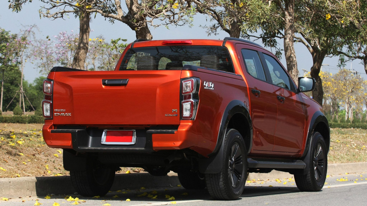 Lột xác toàn diện, Isuzu D-Max thế hệ mới bán chạy nhất tại Thái Lan, gấp 6 lần Ford Ranger