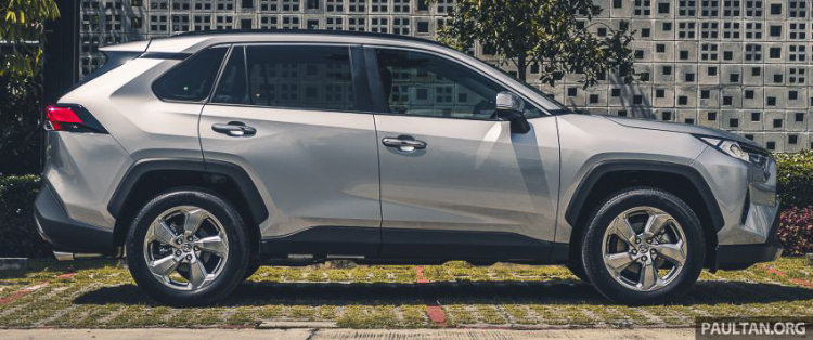 Toyota RAV4 2020 ra mắt tại Malaysia với giá từ 1 tỷ đồng, liệu có về Việt Nam?