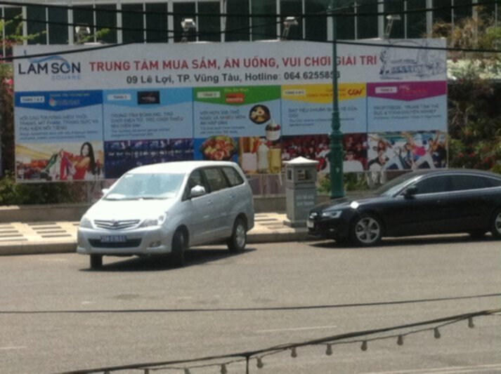 Các bác cho e xin cái tiêu đề.