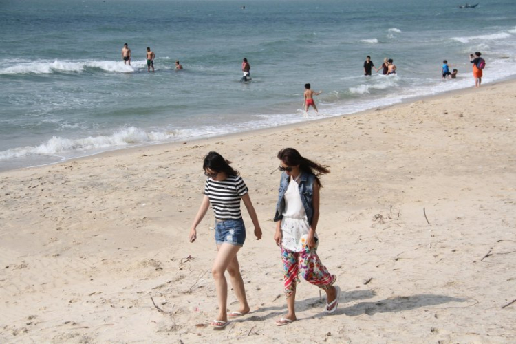 Offline chớp nhoáng ngủ lều tại Hồ Cốc