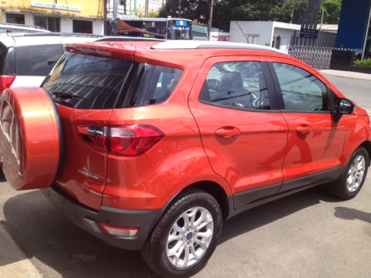 Ford Ecosport nên mua vào lúc này không ?