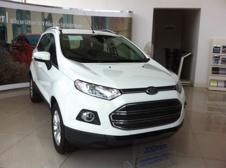 Ford Ecosport nên mua vào lúc này không ?