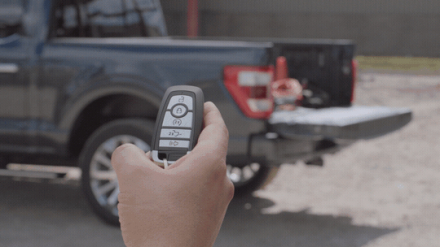 All-new-F-150-Power-Tailgate.gif