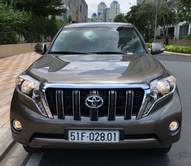 Chạy 100.000km, Toyota Prado 2015 vẫn có giá bán lại bằng Ford Everest mới