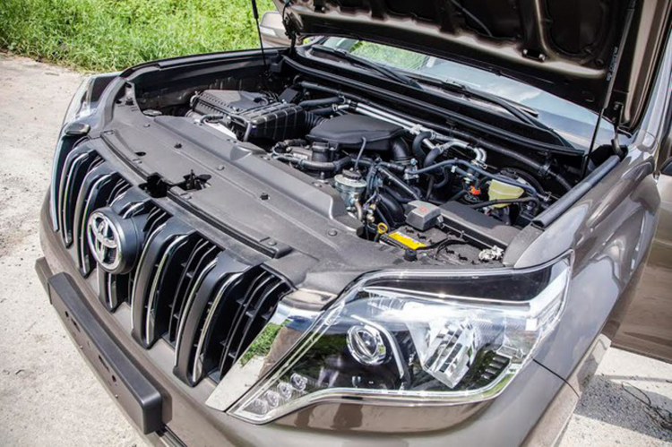 Chạy 100.000km, Toyota Prado 2015 vẫn có giá bán lại bằng Ford Everest mới