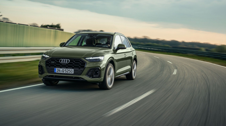 Audi Q5 2021 chính thức xuất hiện: sắc sảo, mạnh mẽ và đầy ấp công nghệ Audi Q5 2021 chính thức xuất hiện: sắc sảo, mạnh mẽ và đầy ấp công nghệ
