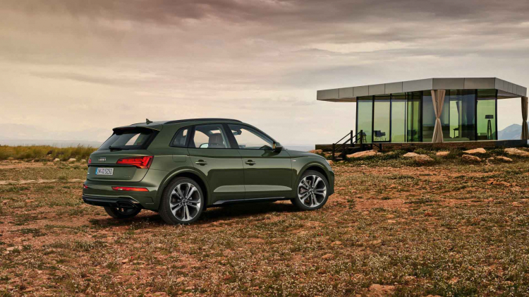 Audi Q5 2021 chính thức xuất hiện: sắc sảo, mạnh mẽ và đầy ấp công nghệ Audi Q5 2021 chính thức xuất hiện: sắc sảo, mạnh mẽ và đầy ấp công nghệ