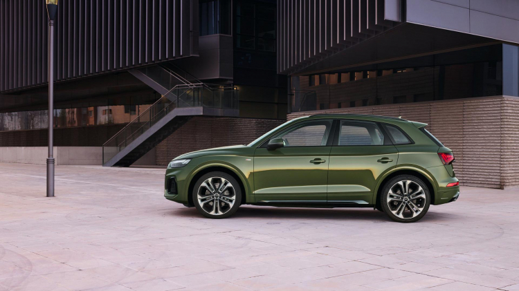 Audi Q5 2021 chính thức xuất hiện: sắc sảo, mạnh mẽ và đầy ấp công nghệ Audi Q5 2021 chính thức xuất hiện: sắc sảo, mạnh mẽ và đầy ấp công nghệ