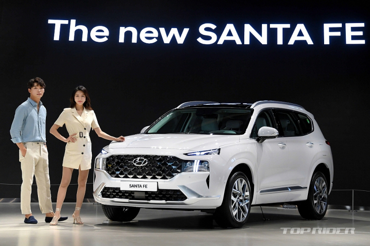 Hyundai SantaFe 2021 có giá chỉ từ 622 - 955 triệu đồng tại Hàn Quốc