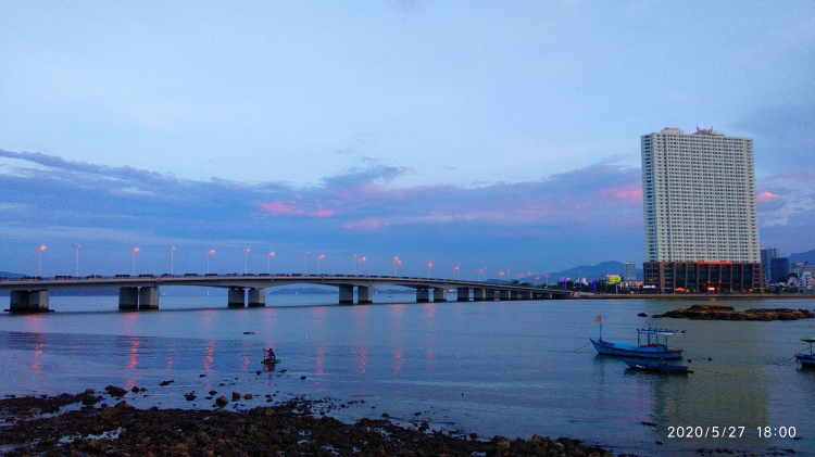 Nha trang ăn gì, chơi gì cho gia đình