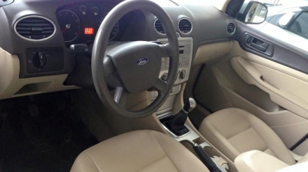focus sedan 1.8MT 2009.jpg