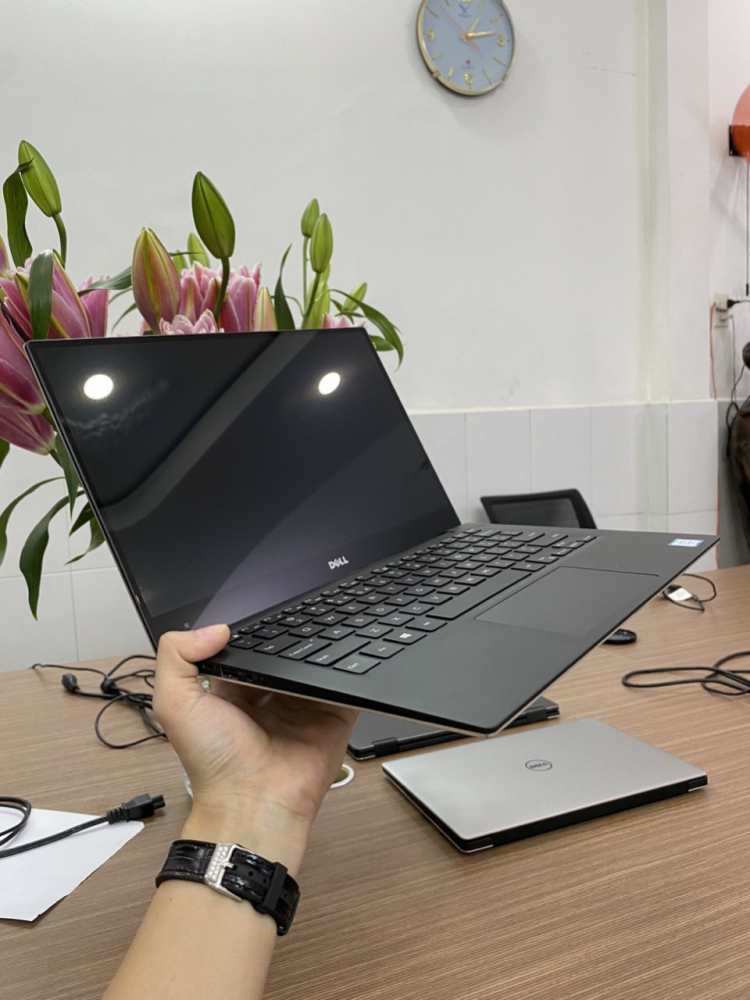 Nơi bán laptop uy tín Nơi bán laptop uy tín