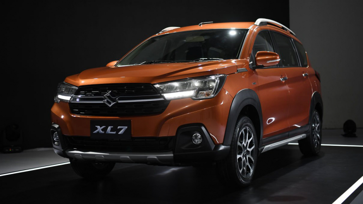 Suzuki XL7 tại Thái Lan có giá bằng Việt Nam