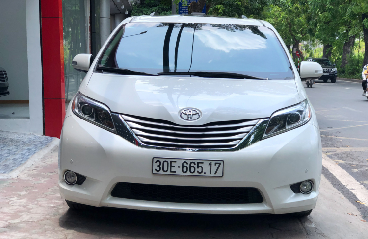 Chạy gần 5 năm, Toyota Sienna bán lại giá gần 3 tỷ đồng: Đắt hơn Mercedes V-Class mới