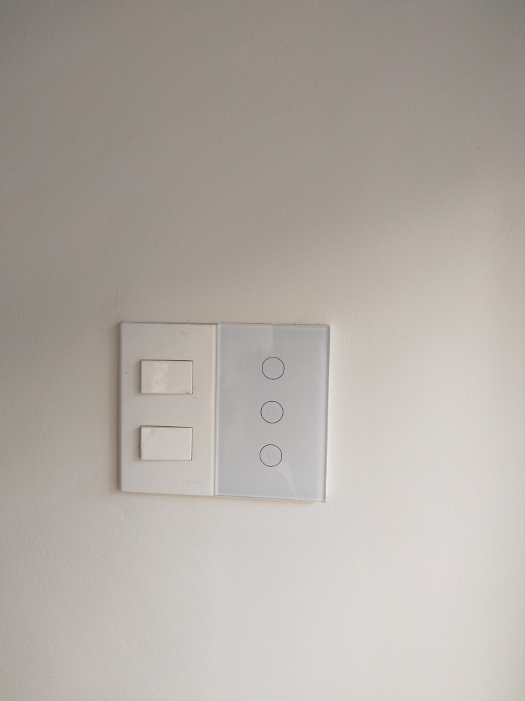 Công tắc cửa cuốn wifi - Anh nào rành cho mình hỏi Công tắc cửa cuốn wifi - Anh nào rành cho mình hỏi