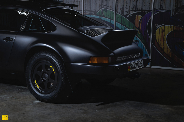 Chi tiết bản độ Porsche 911 Safari của hãng độ KMR có giá từ 375,000 USD