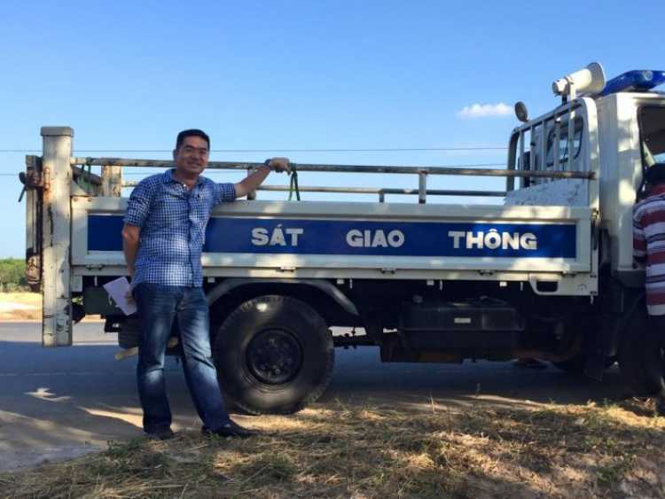 Chuyện xui đầu năm đi xử lý tại nạn giao thông!